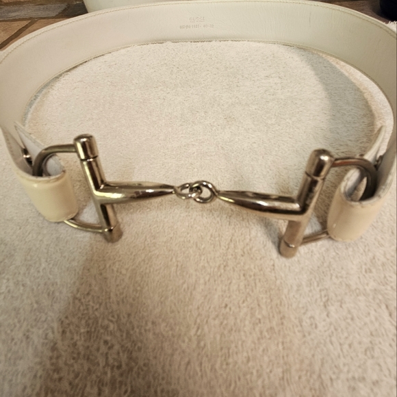 GUCCI WOMEN\'S PETITE HORSEBIT GOLD AND LEATHER BELT. GENUINE VINTAGE BEAUTY. ? main image 11